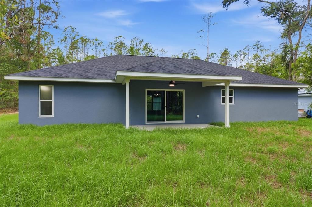 For Sale: $299,900 (3 beds, 2 baths, 1585 Square Feet)