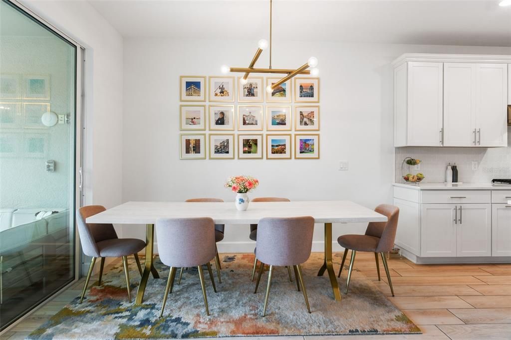En Venta: $970,000 (4 camas, 3 baños, 3513 Pies cuadrados)