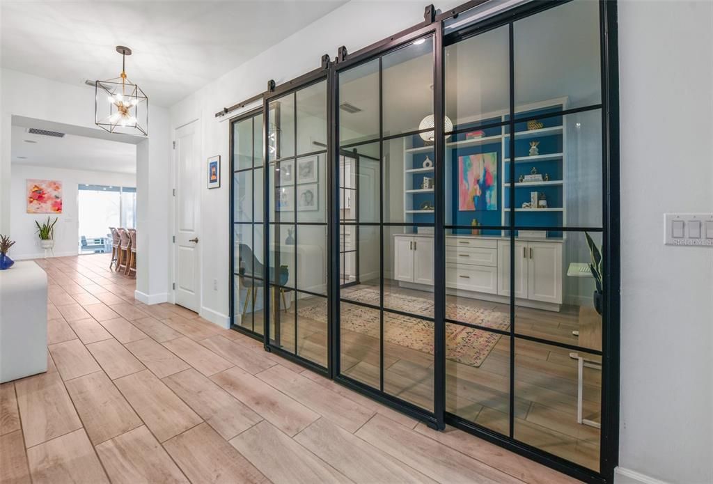 En Venta: $970,000 (4 camas, 3 baños, 3513 Pies cuadrados)