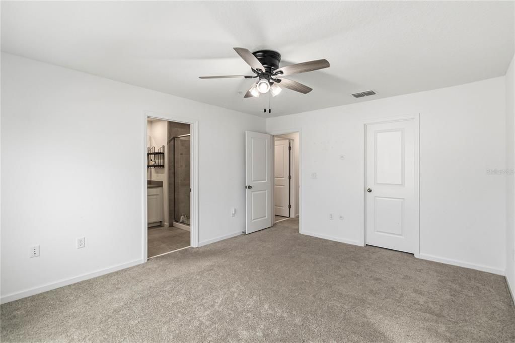 For Rent: $2,600 (3 beds, 2 baths, 1678 Square Feet)