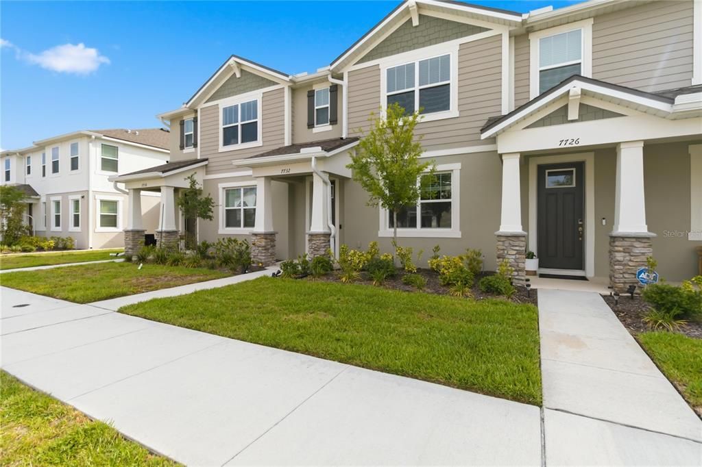 For Rent: $2,600 (3 beds, 2 baths, 1678 Square Feet)
