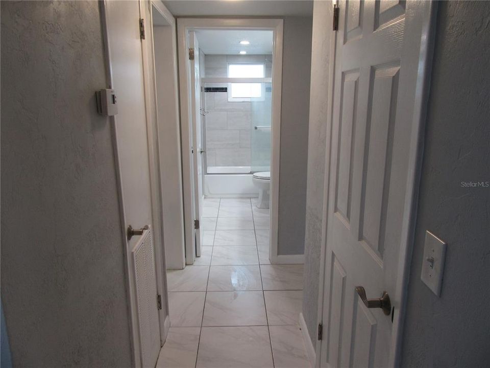 For Rent: $2,400 (2 beds, 2 baths, 1250 Square Feet)