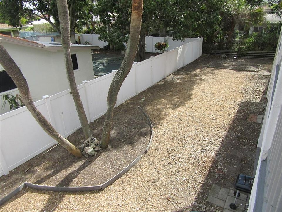For Rent: $2,400 (2 beds, 2 baths, 1250 Square Feet)
