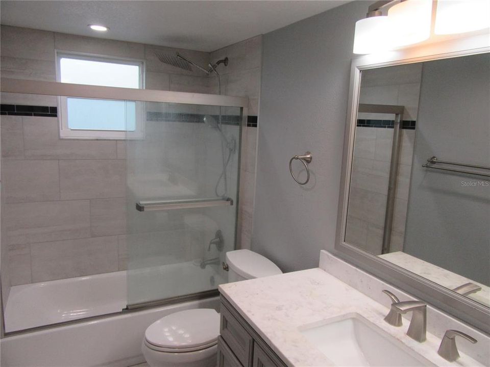 For Rent: $2,400 (2 beds, 2 baths, 1250 Square Feet)