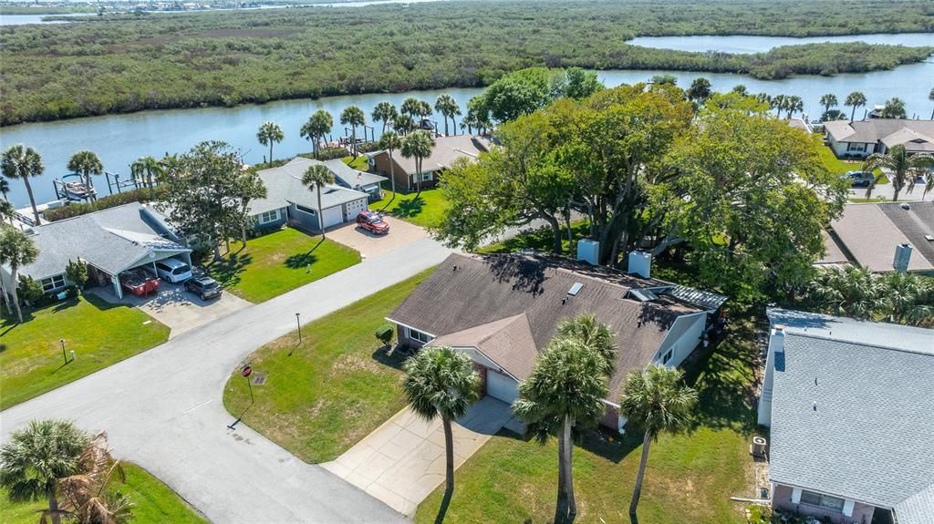 For Sale: $275,000 (3 beds, 2 baths, 1280 Square Feet)
