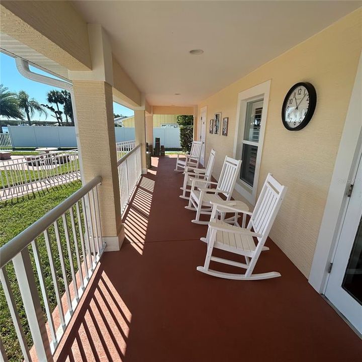 For Sale: $275,000 (3 beds, 2 baths, 1280 Square Feet)
