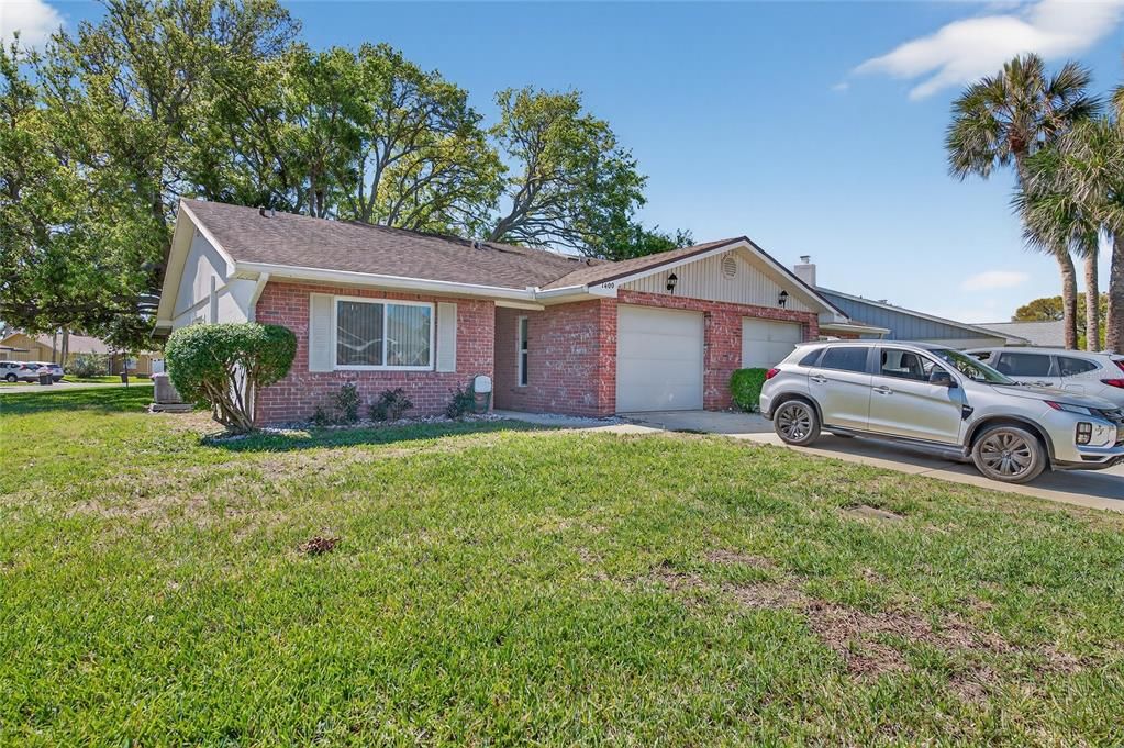 For Sale: $275,000 (3 beds, 2 baths, 1280 Square Feet)