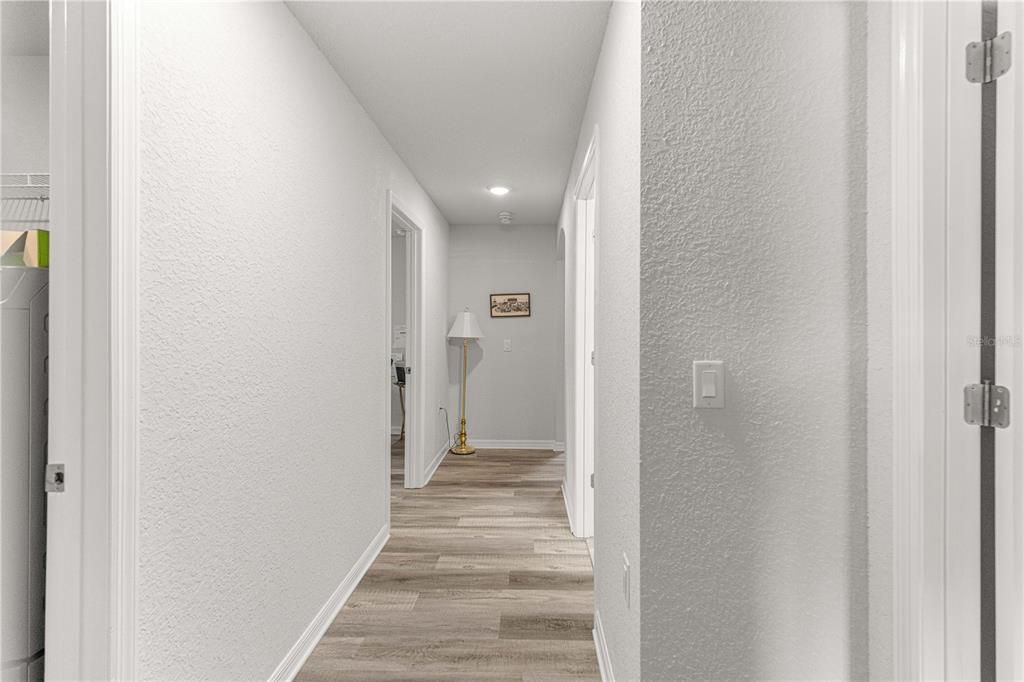 For Sale: $310,000 (3 beds, 2 baths, 1613 Square Feet)