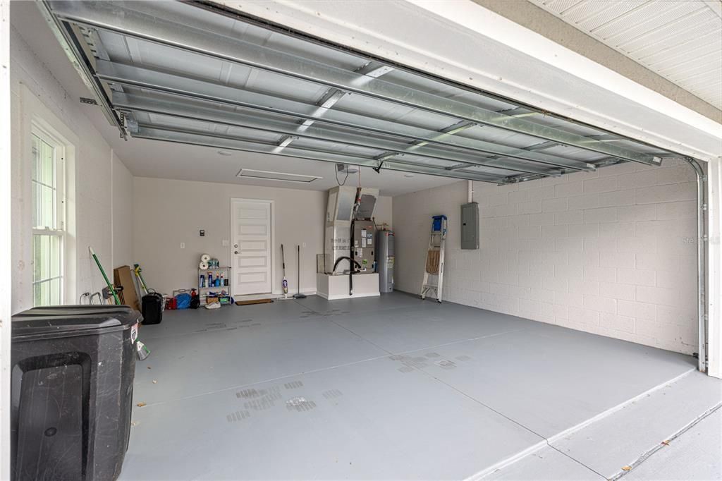 For Sale: $310,000 (3 beds, 2 baths, 1613 Square Feet)