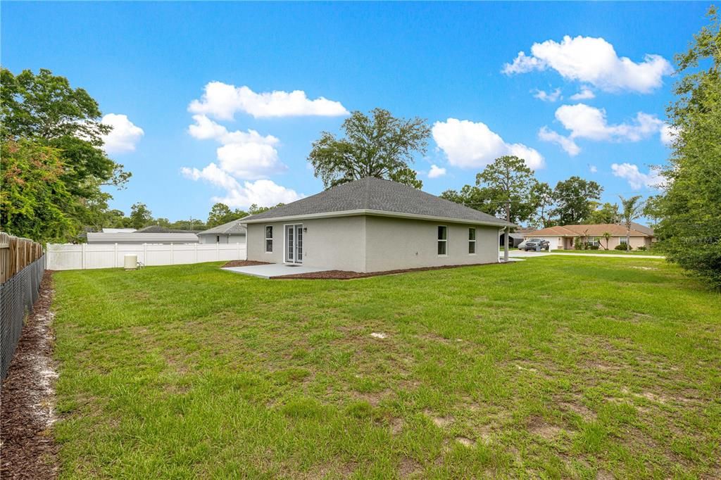 For Sale: $310,000 (3 beds, 2 baths, 1613 Square Feet)