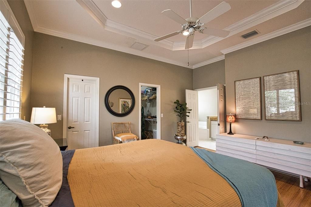 For Sale: $819,999 (3 beds, 3 baths, 2009 Square Feet)