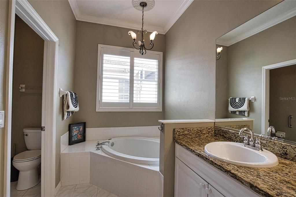 For Sale: $819,999 (3 beds, 3 baths, 2009 Square Feet)