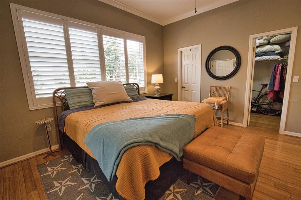 For Sale: $819,999 (3 beds, 3 baths, 2009 Square Feet)