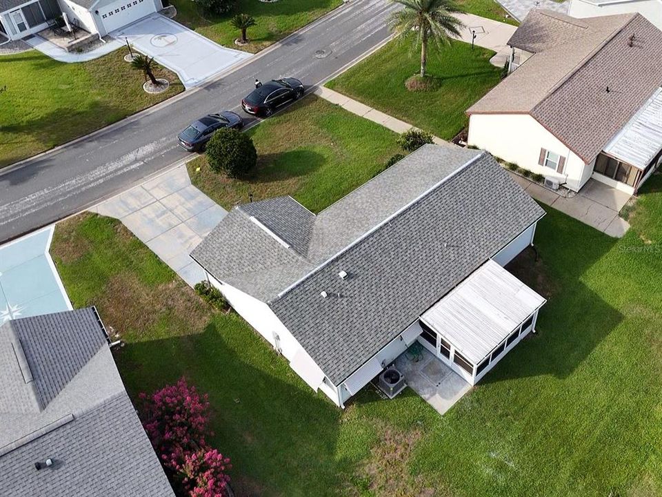 For Rent: $2,200 (2 beds, 2 baths, 1040 Square Feet)