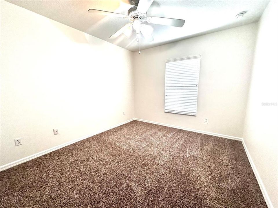En Renta: $2,399 (3 camas, 2 baños, 1828 Pies cuadrados)