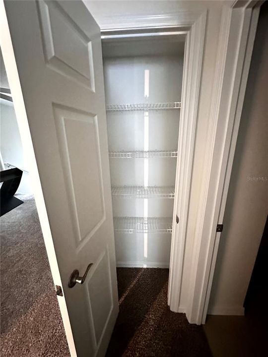 En Renta: $2,399 (3 camas, 2 baños, 1828 Pies cuadrados)