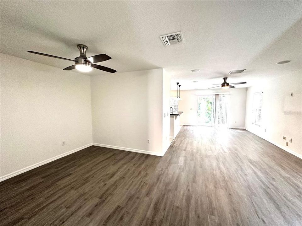 En Renta: $2,399 (3 camas, 2 baños, 1828 Pies cuadrados)