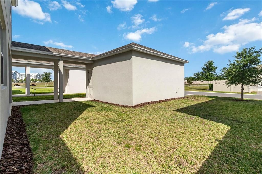 For Rent: $3,400 (4 beds, 2 baths, 2802 Square Feet)