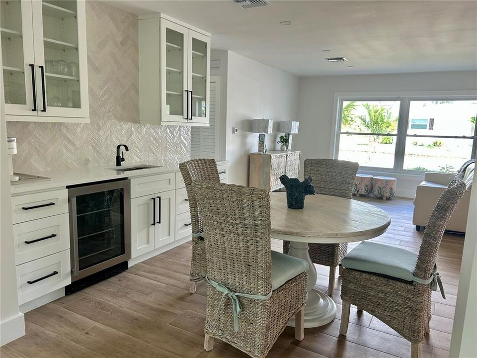 For Rent: $3,400 (2 beds, 2 baths, 1500 Square Feet)