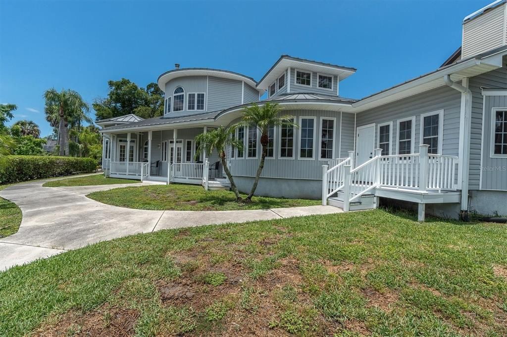На продажу: $989,900 (3 спален, 2 ванн, 3129 Квадратных фут)