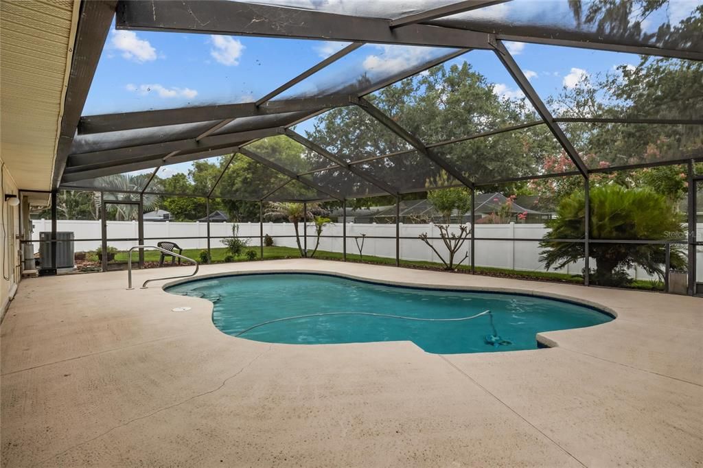 En Venta: $435,000 (4 camas, 2 baños, 2228 Pies cuadrados)