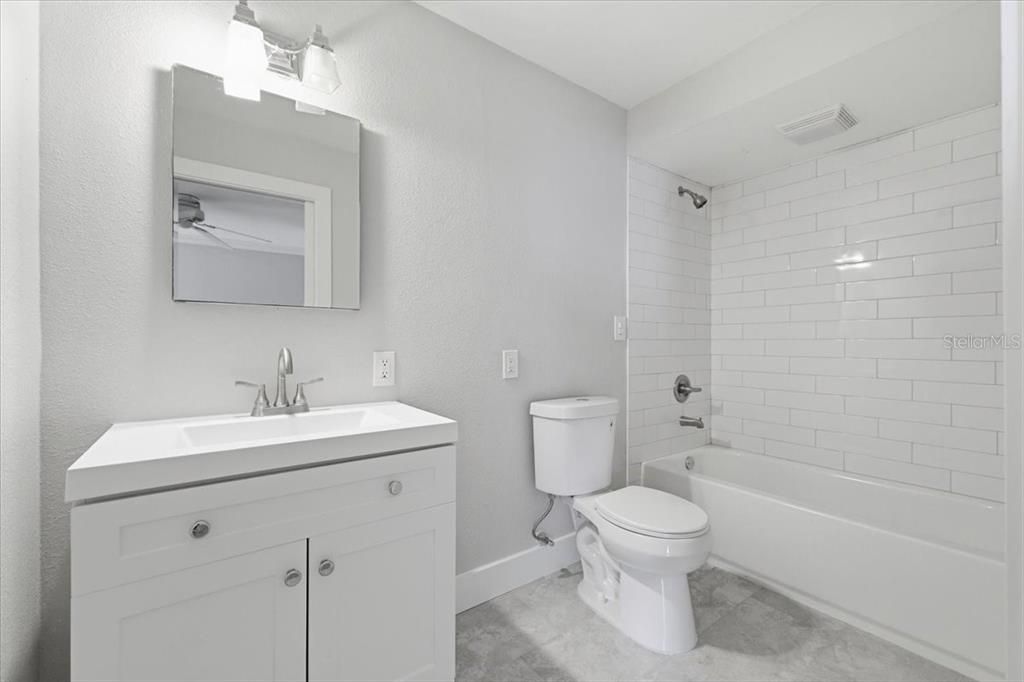 В аренду: $1,950 (1 спален, 1 ванн, 846 Квадратных фут)