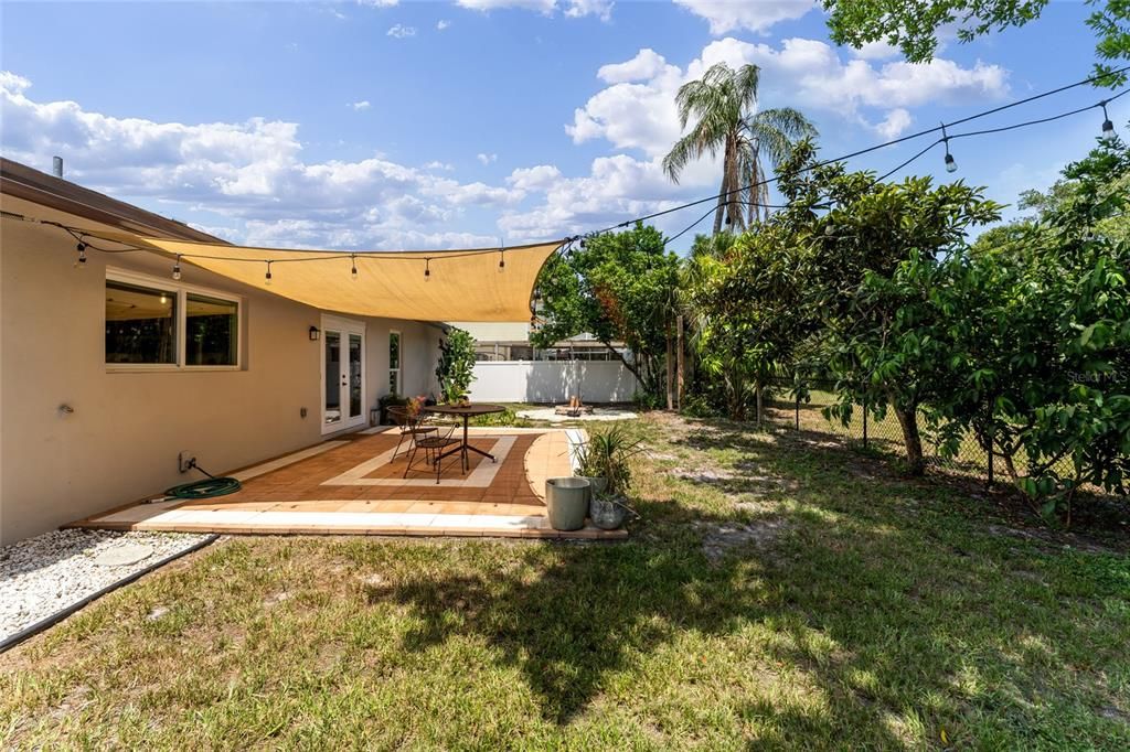 На продажу: $489,000 (4 спален, 2 ванн, 1695 Квадратных фут)