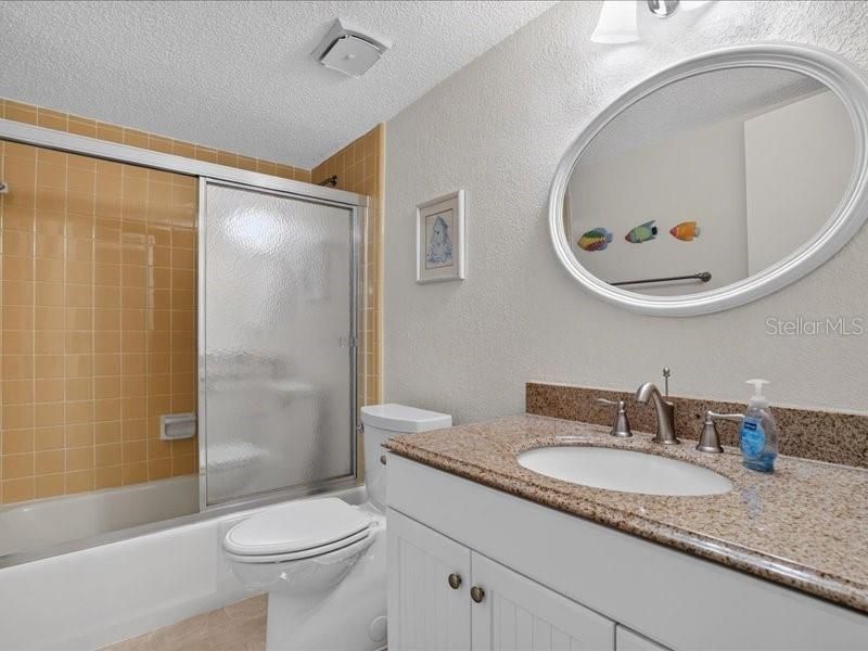 En Venta: $208,000 (3 camas, 2 baños, 1385 Pies cuadrados)
