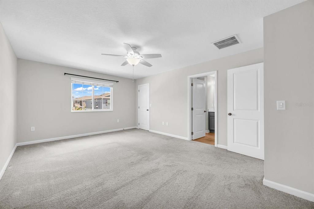 For Sale: $440,000 (4 beds, 3 baths, 1823 Square Feet)