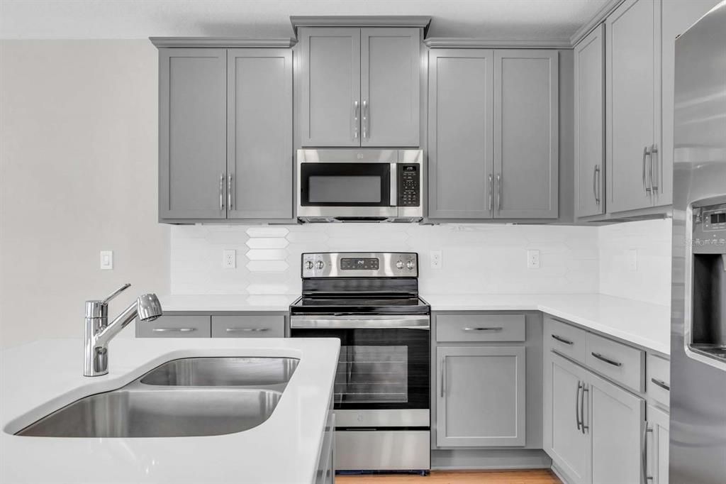 For Sale: $440,000 (4 beds, 3 baths, 1823 Square Feet)