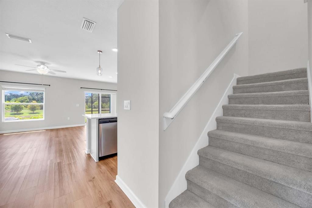 For Sale: $440,000 (4 beds, 3 baths, 1823 Square Feet)