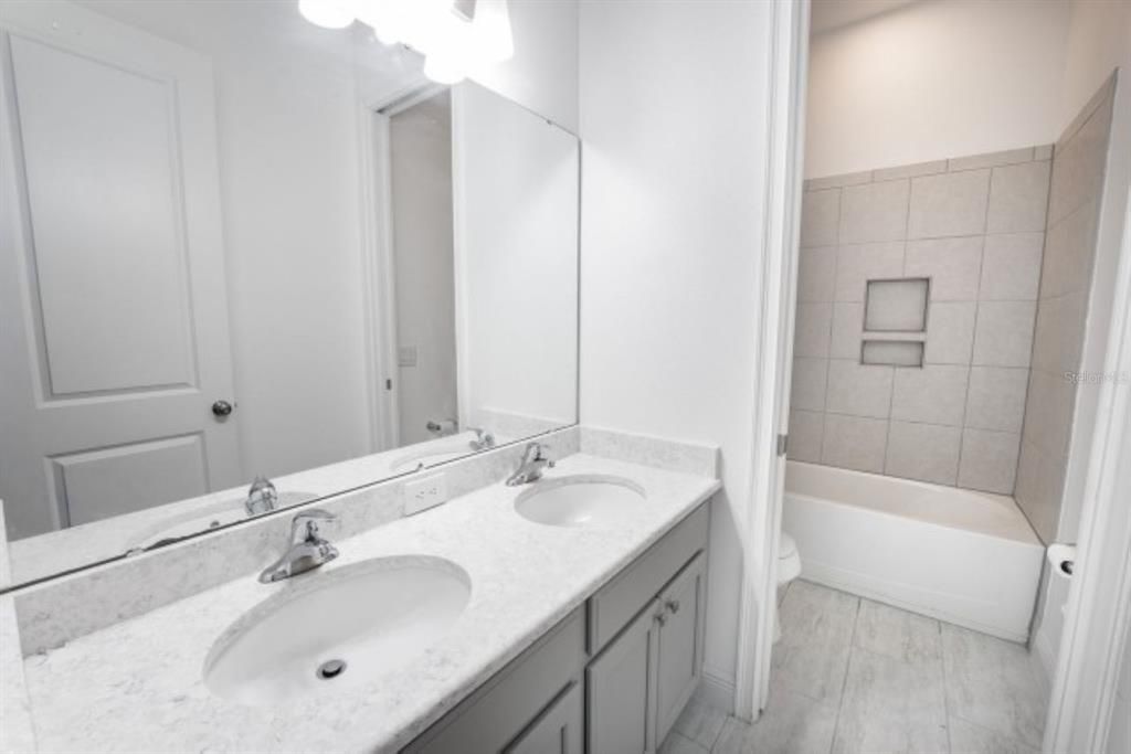 For Rent: $4,495 (5 beds, 5 baths, 3802 Square Feet)