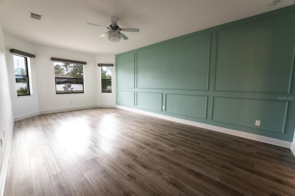 For Rent: $4,495 (5 beds, 5 baths, 3802 Square Feet)