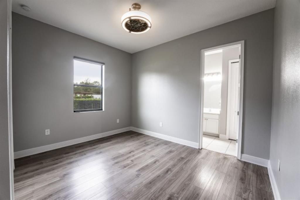 For Rent: $4,495 (5 beds, 5 baths, 3802 Square Feet)