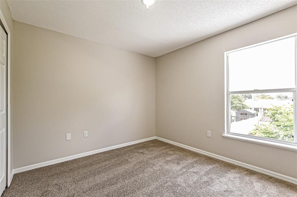 For Sale: $434,900 (4 beds, 2 baths, 2156 Square Feet)