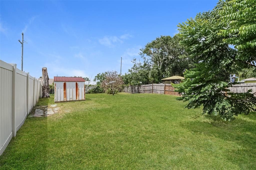 For Sale: $434,900 (4 beds, 2 baths, 2156 Square Feet)