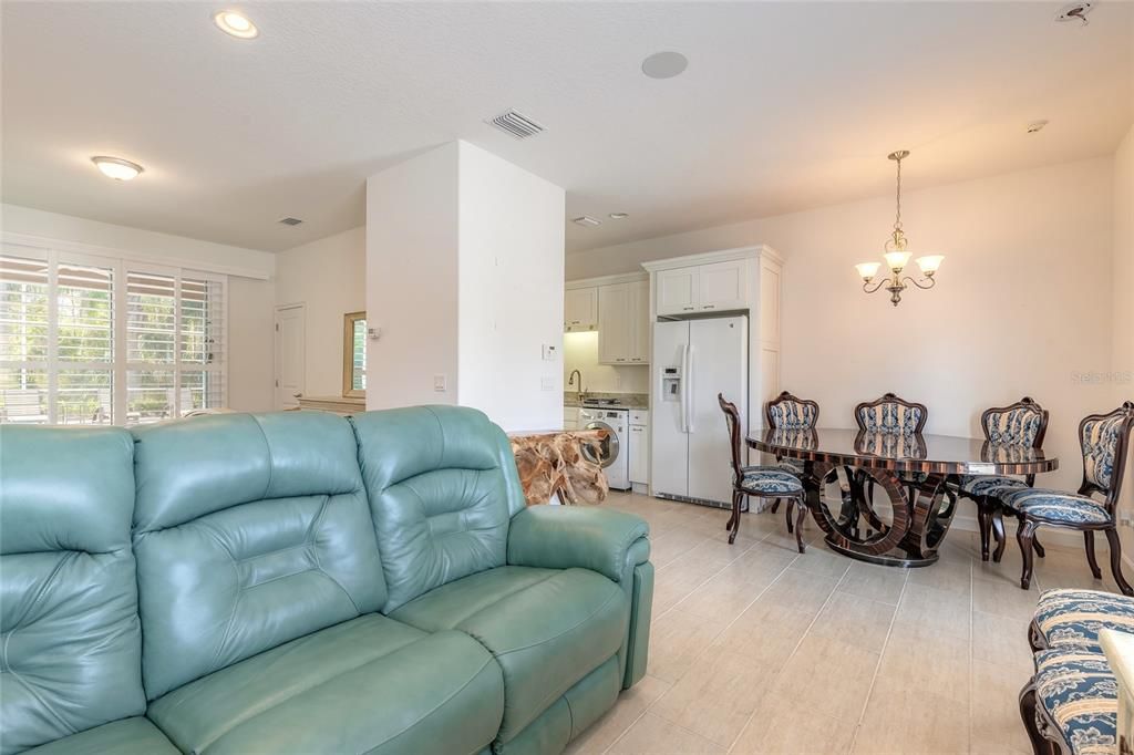 For Sale: $1,528,000 (5 beds, 4 baths, 3172 Square Feet)