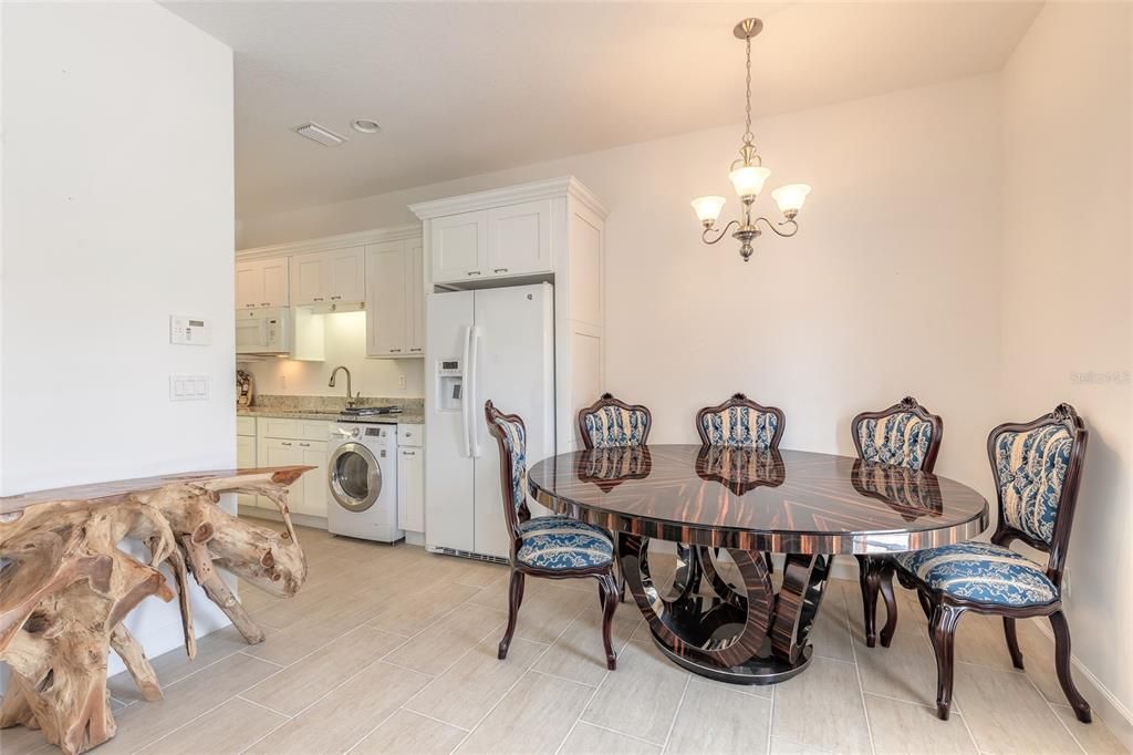 For Sale: $1,528,000 (5 beds, 4 baths, 3172 Square Feet)