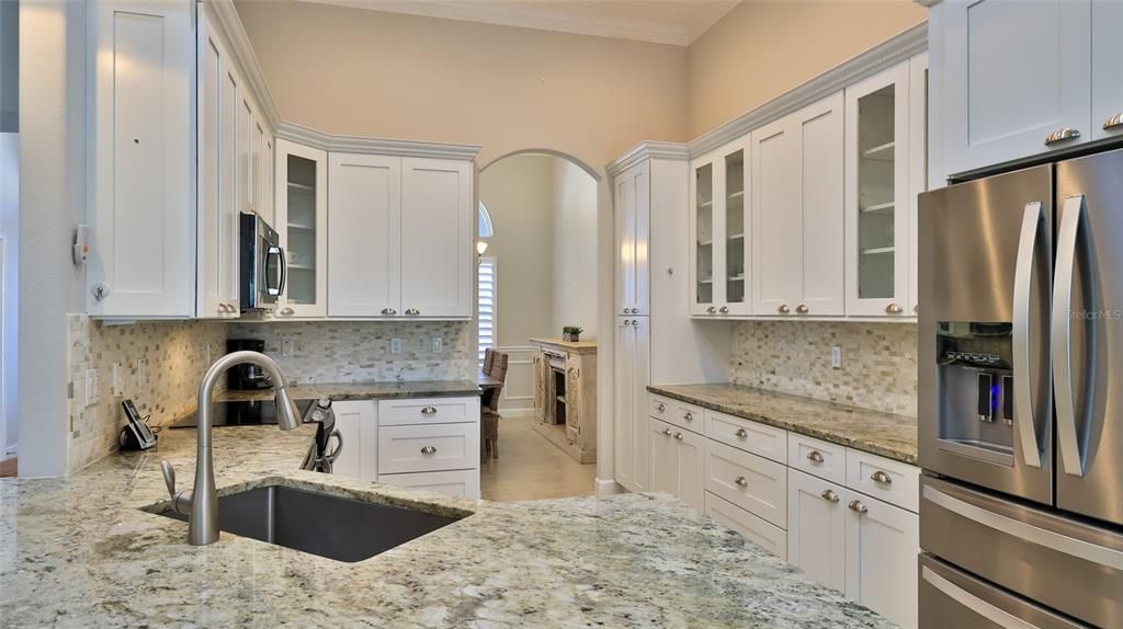 For Sale: $1,528,000 (5 beds, 4 baths, 3172 Square Feet)