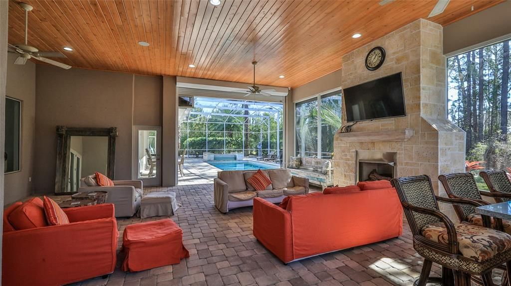 For Sale: $1,528,000 (5 beds, 4 baths, 3172 Square Feet)