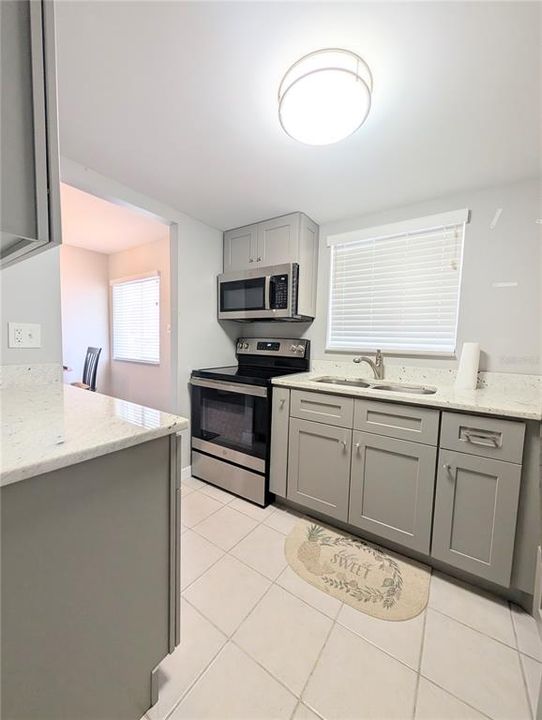 En Venta: $129,550 (2 camas, 1 baños, 744 Pies cuadrados)