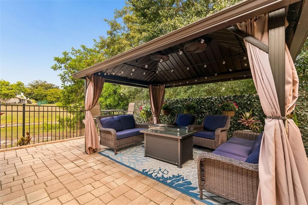 For Sale: $370,000 (3 beds, 2 baths, 1450 Square Feet)