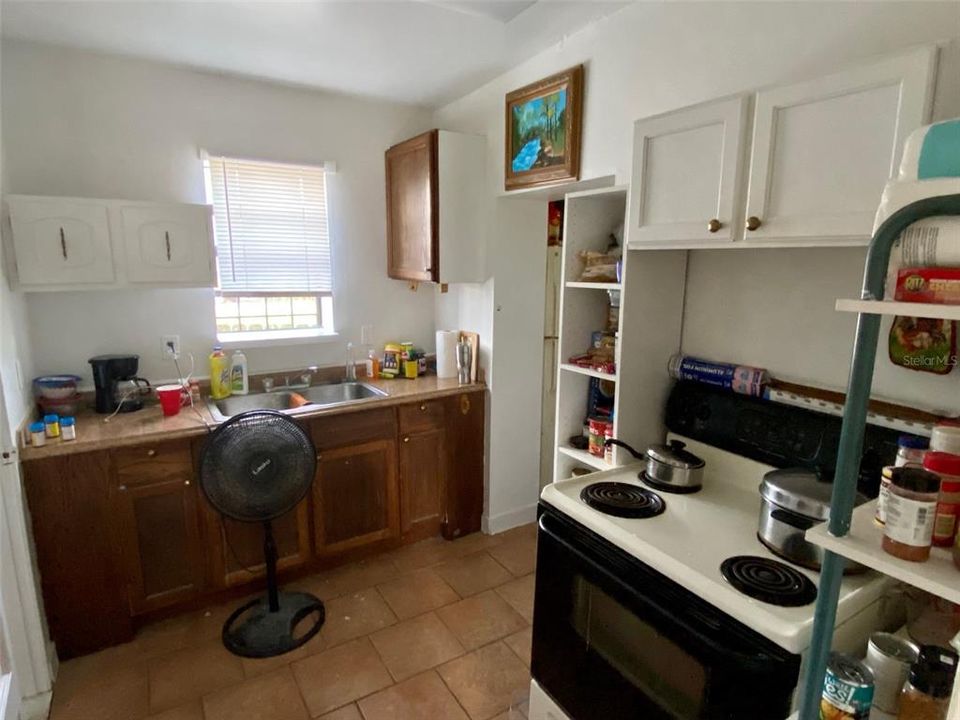 En Venta: $429,000 (8 camas, 0 baños, 2540 Pies cuadrados)