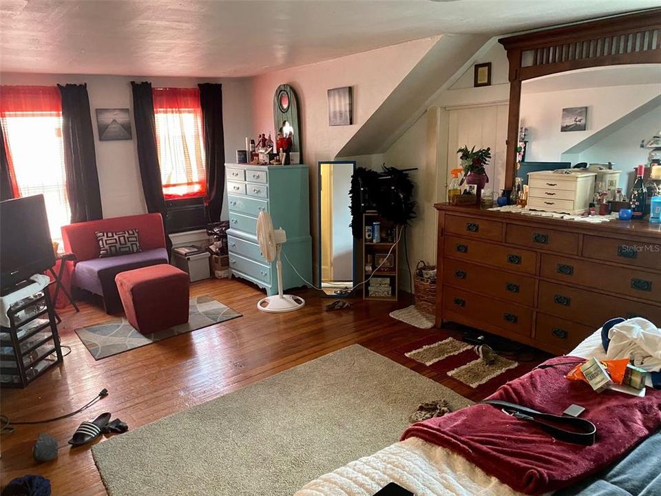 En Venta: $429,000 (8 camas, 0 baños, 2540 Pies cuadrados)