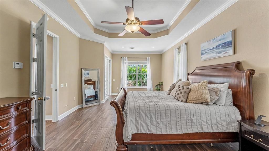 En Venta: $585,000 (4 camas, 3 baños, 2916 Pies cuadrados)