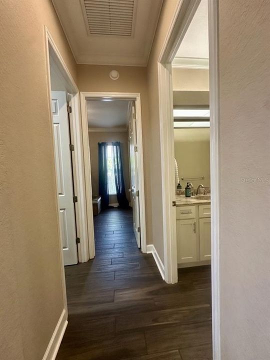 En Venta: $585,000 (4 camas, 3 baños, 2916 Pies cuadrados)