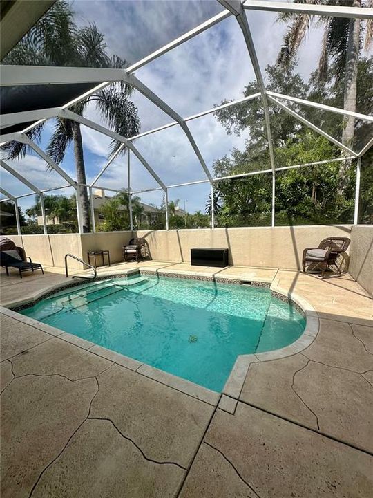 En Venta: $585,000 (4 camas, 3 baños, 2916 Pies cuadrados)