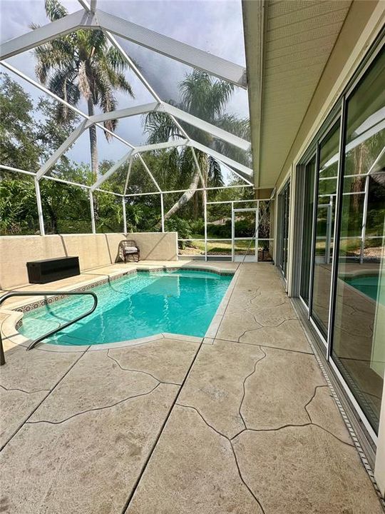 En Venta: $585,000 (4 camas, 3 baños, 2916 Pies cuadrados)