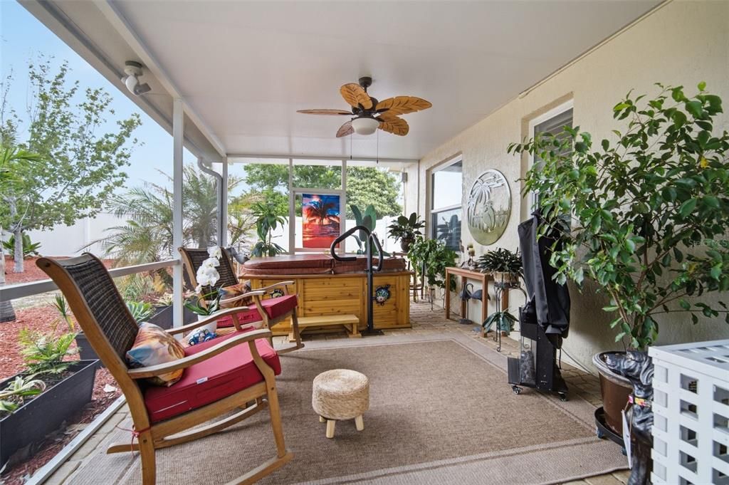 En Venta: $515,500 (4 camas, 3 baños, 2182 Pies cuadrados)