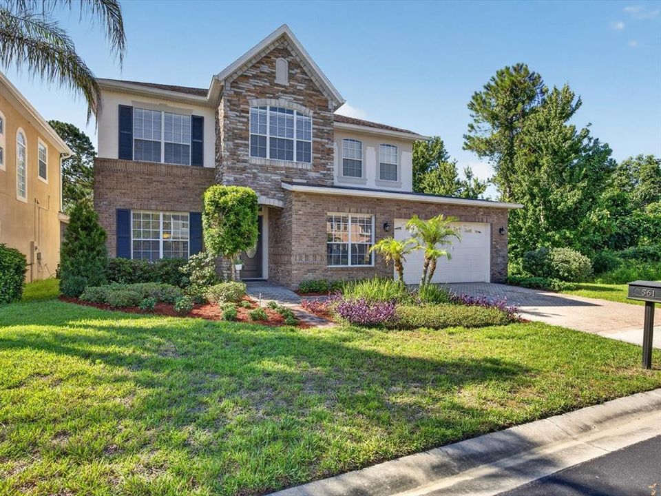 En Venta: $735,000 (4 camas, 3 baños, 3571 Pies cuadrados)